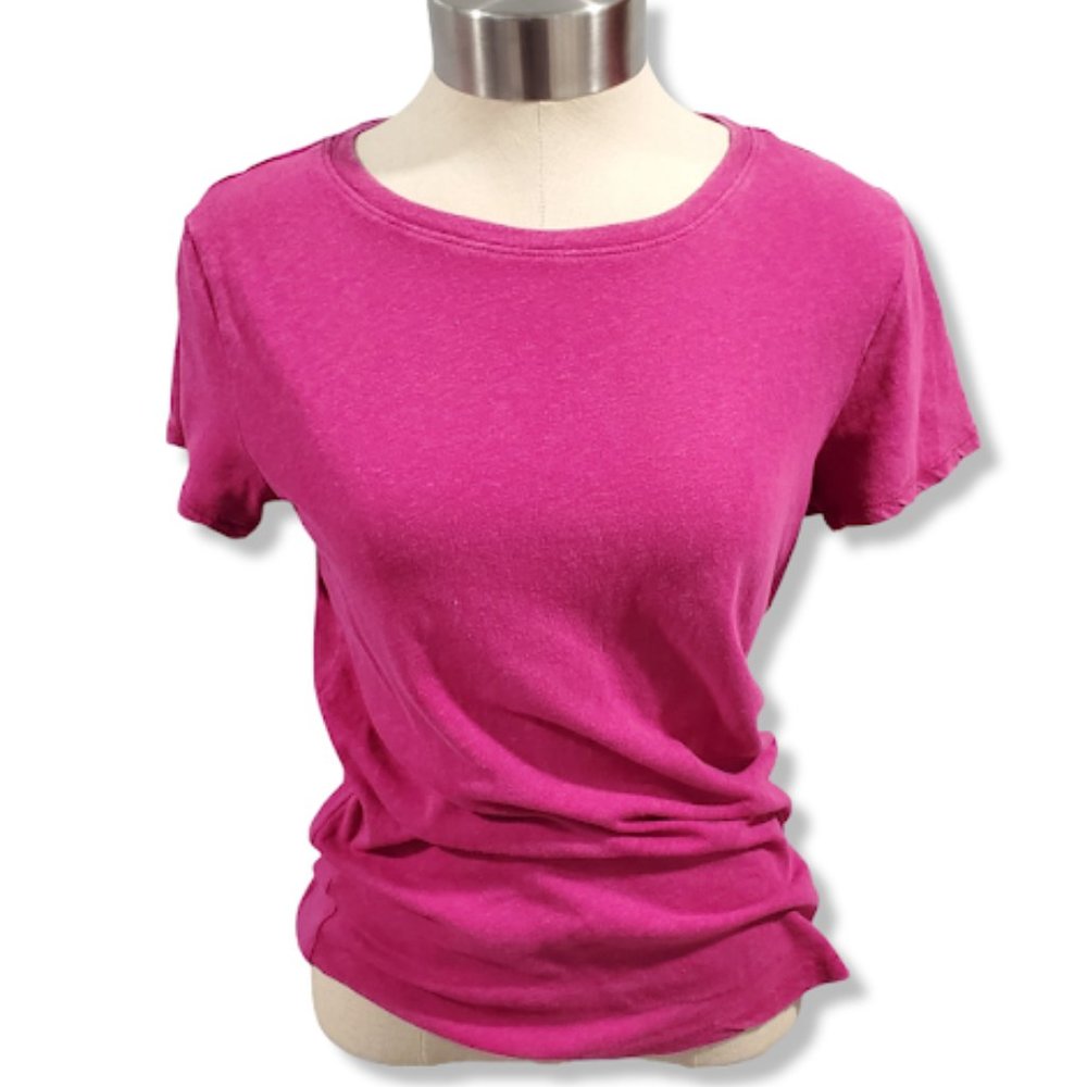 🖤 3/$18 Universal Thread Magenta Meriwether Crew T Shirt- XS